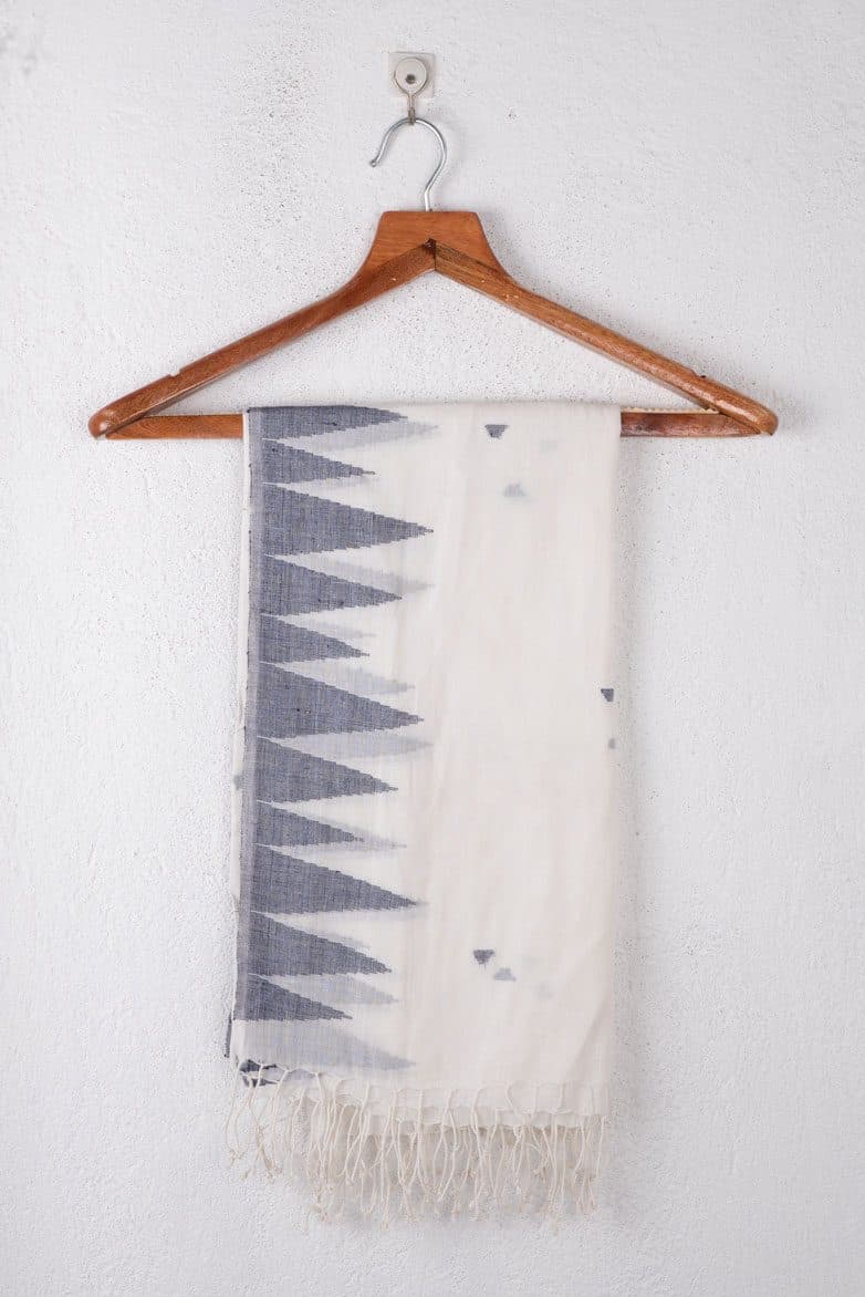 Handwoven White Scarf 106