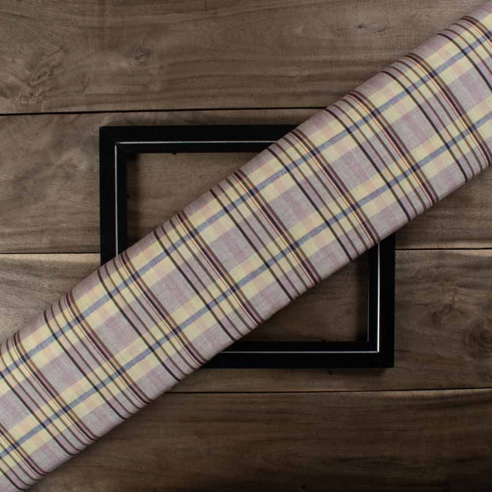 Check Multicolor 82 GSM Pure Cotton Handwoven Fabric 958