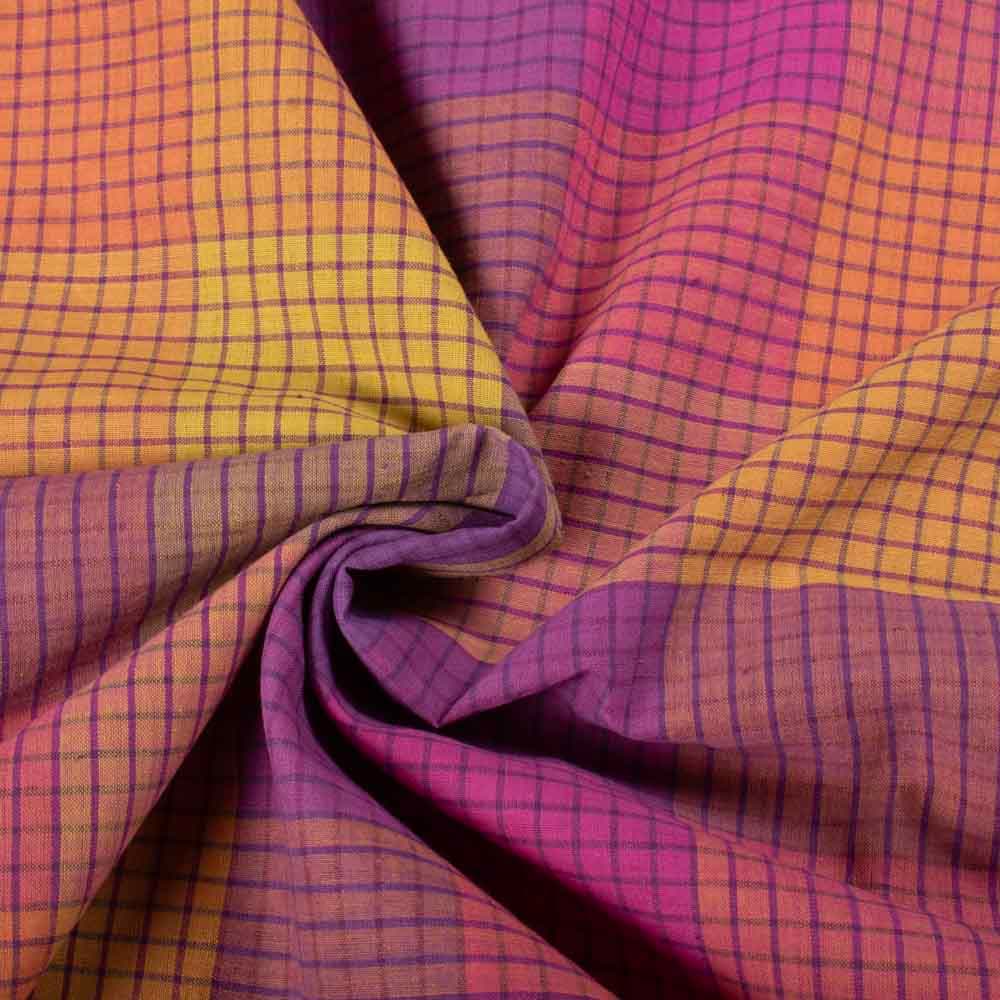 Check Multicolor 65 GSM Pure Cotton Handwoven Fabric 914