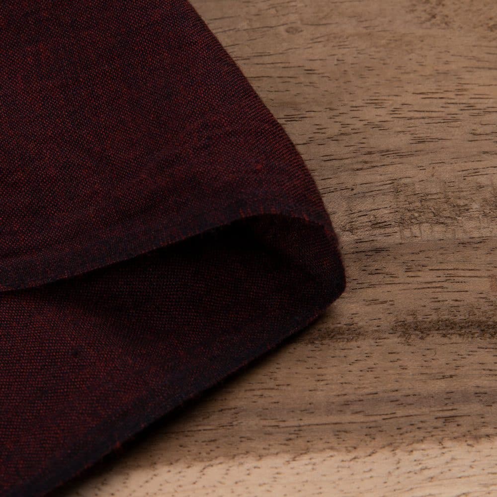 Cross Colour Deep Plum Pure Cotton 95 GSM Handwoven Fabric