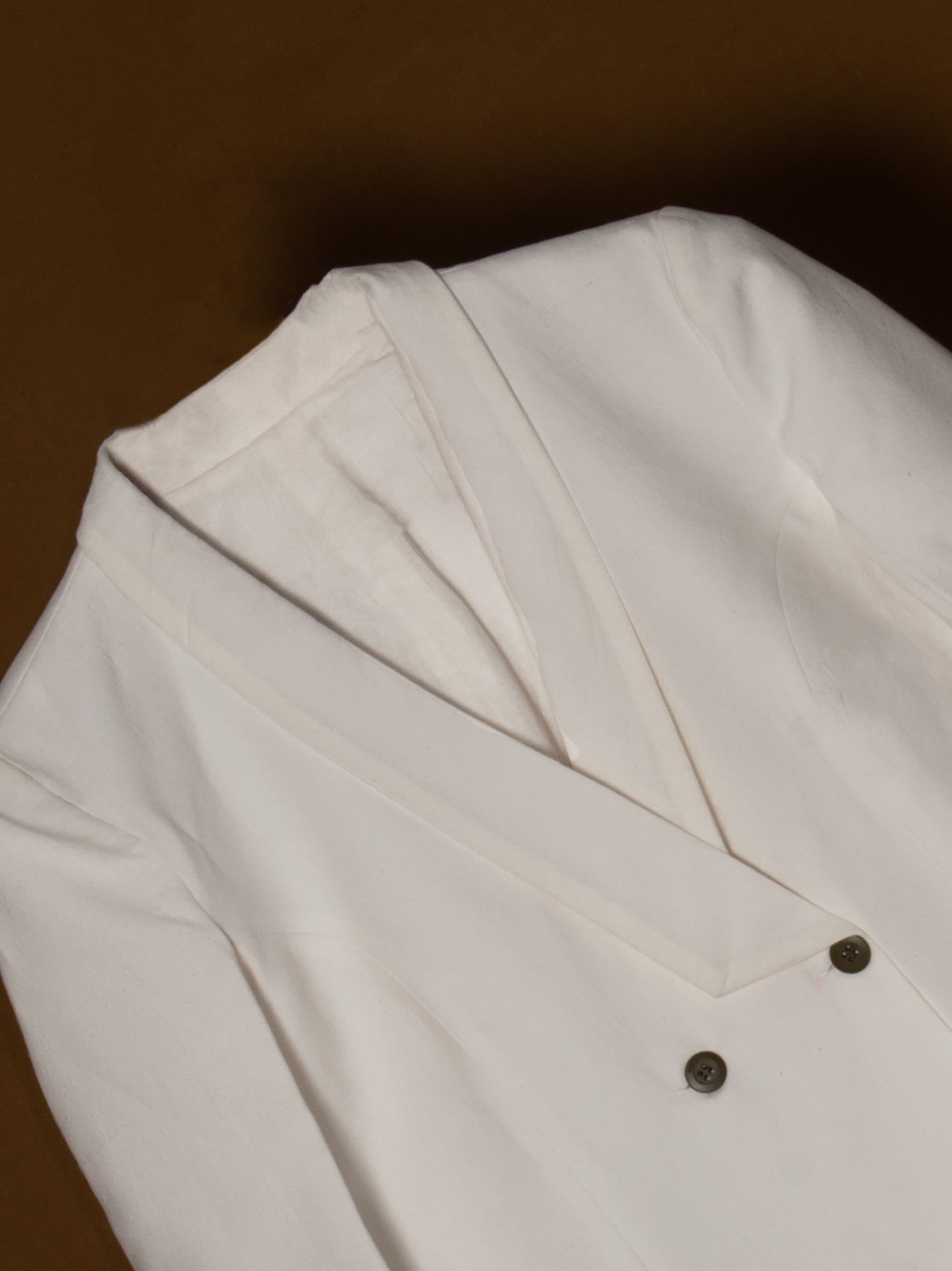 Double Breasted Coat With Plain Wide Lapel- Waist Length